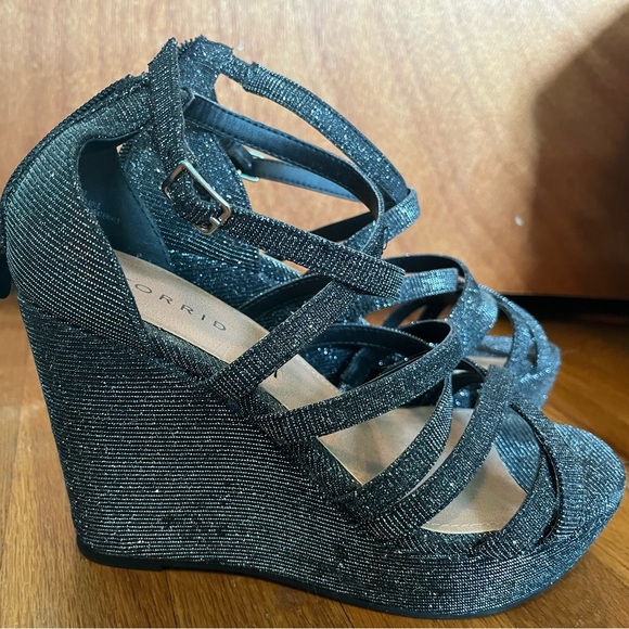 Torrid Strappy Platform Wedge - Picture 4 of 5